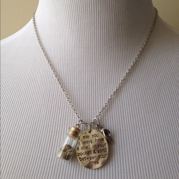 Shell in your Pocket Necklace Bottled Shell & Sand - Picture 5 of 6